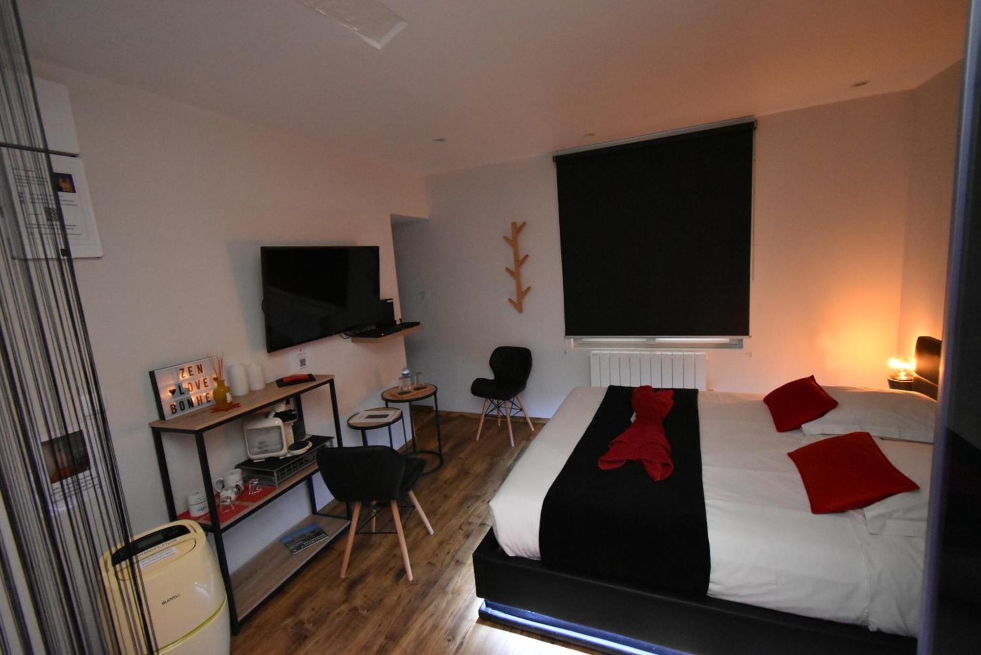 Spa Privatif Love Room, Le Hammam Et Bulles, Chez Nuits Chartraines Chartres Eksteriør billede